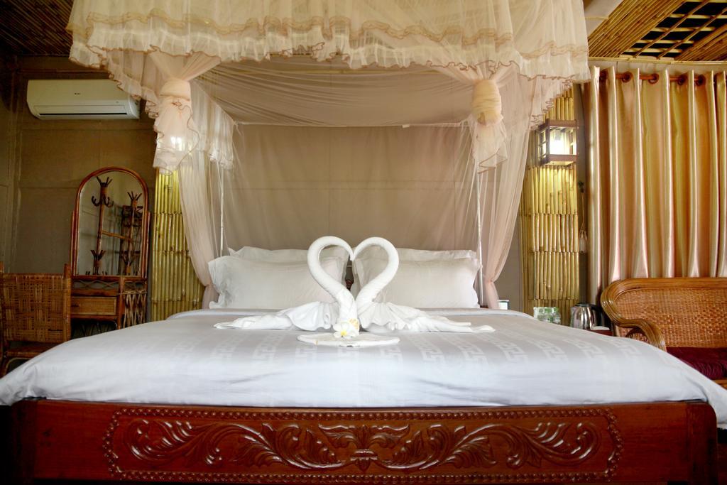 Malibu Bungalows Sihanoukville Ngoại thất bức ảnh