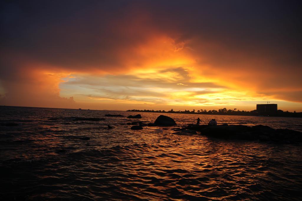 Malibu Bungalows Sihanoukville Ngoại thất bức ảnh