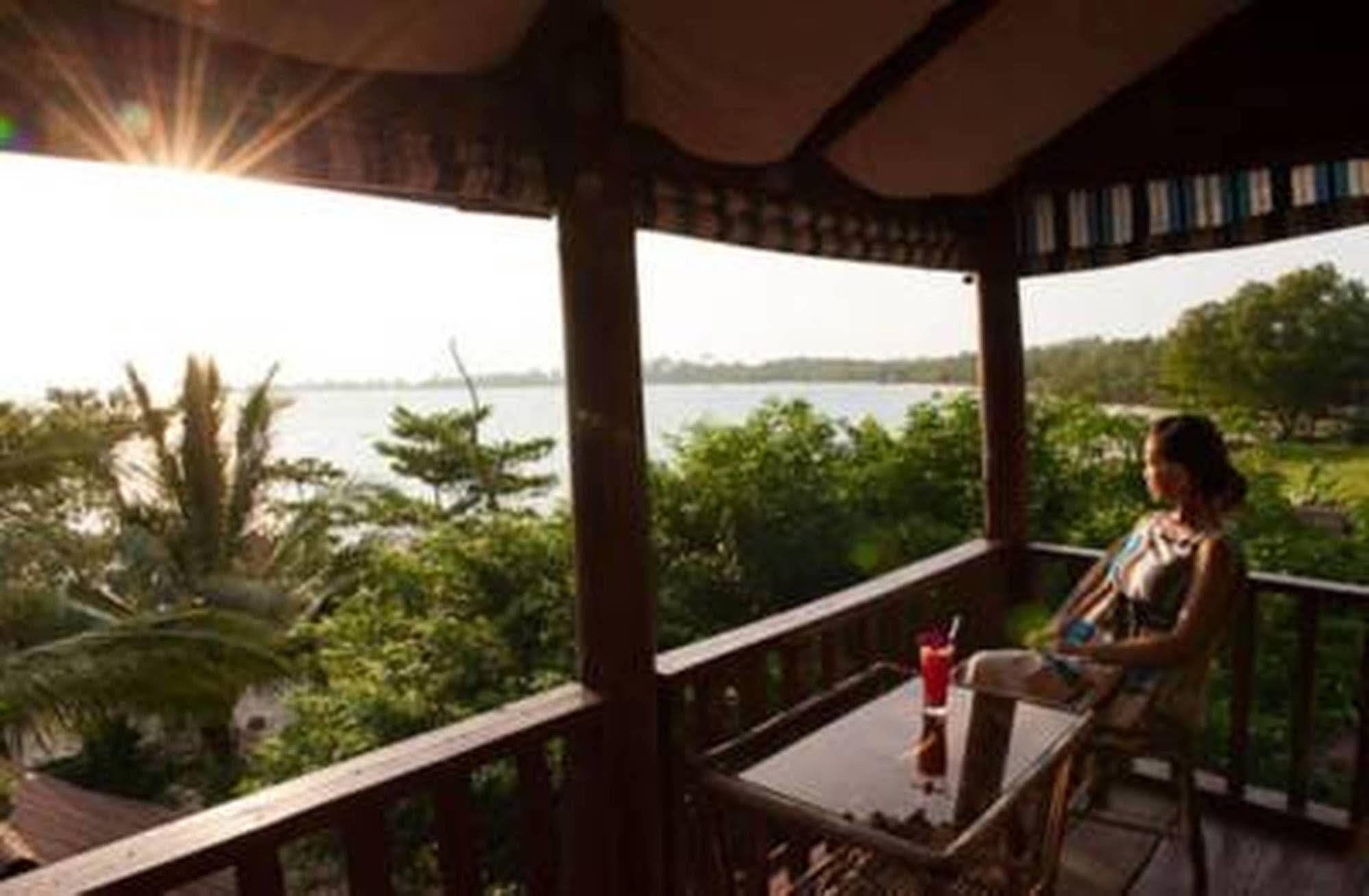 Malibu Bungalows Sihanoukville Ngoại thất bức ảnh