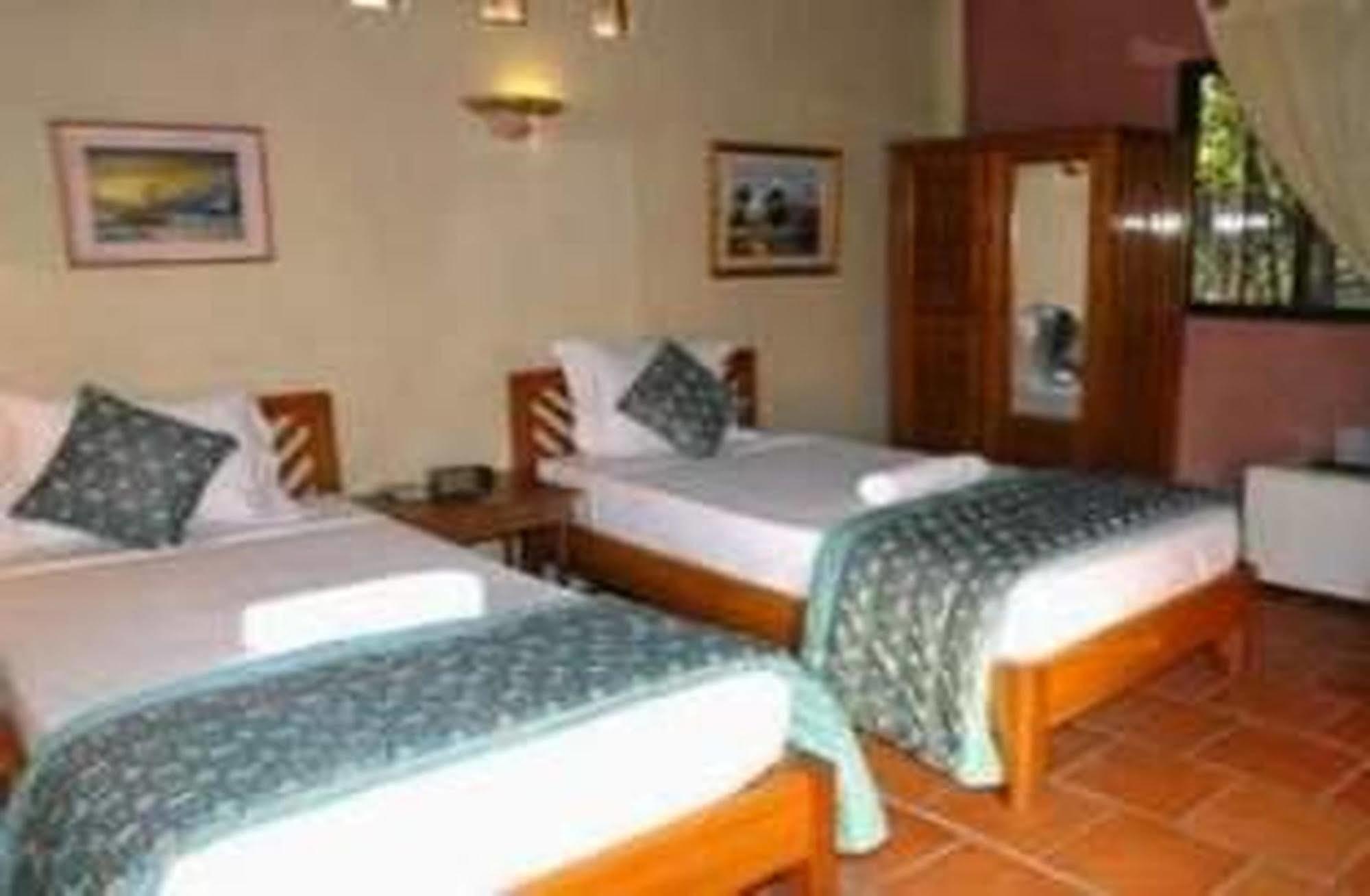 Malibu Bungalows Sihanoukville Ngoại thất bức ảnh